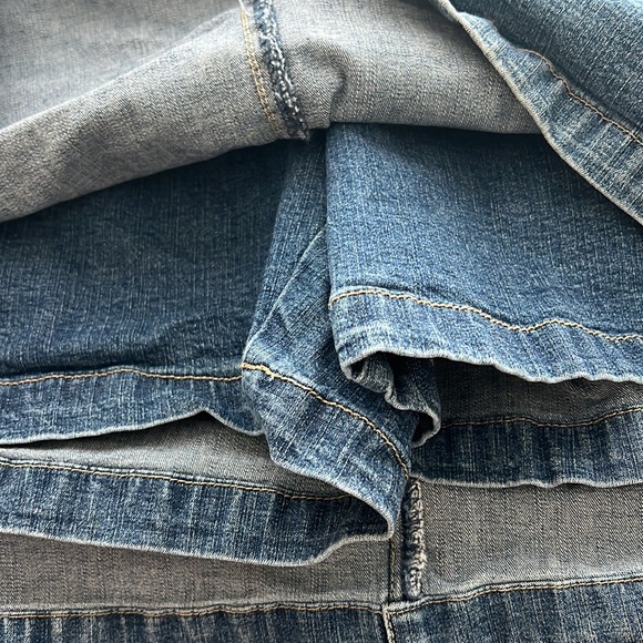 Liz Claiborne Skort - Picture 6 of 7